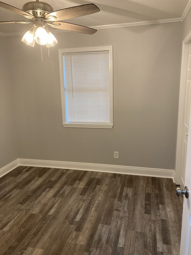 Building Photo - 321 Ismael Rd