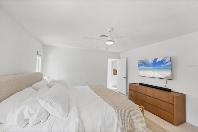 Building Photo - 1915 Pennsylvania Ave