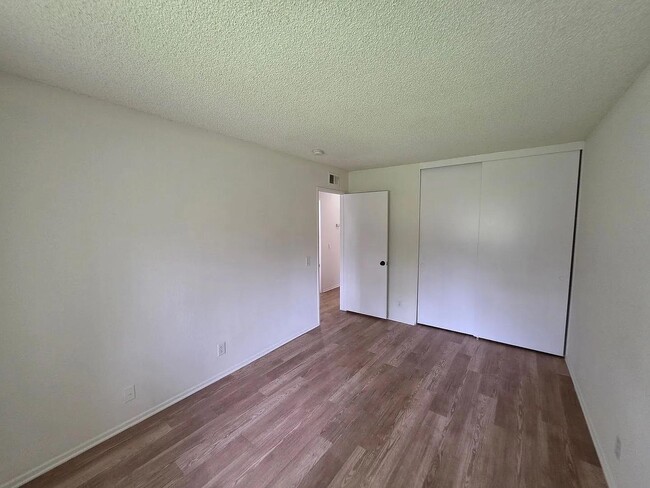Building Photo - 26257 Hillsford Pl
