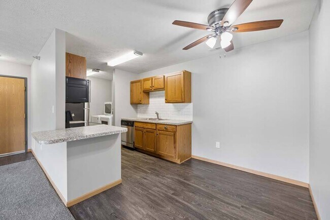 Floorplan - Williamsburg Park Apartments