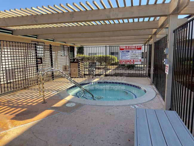 Building Photo - 450 W Vermont Ave