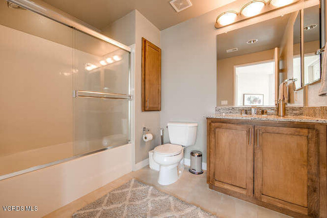 Bathroom 2 - 21301 Erwin St