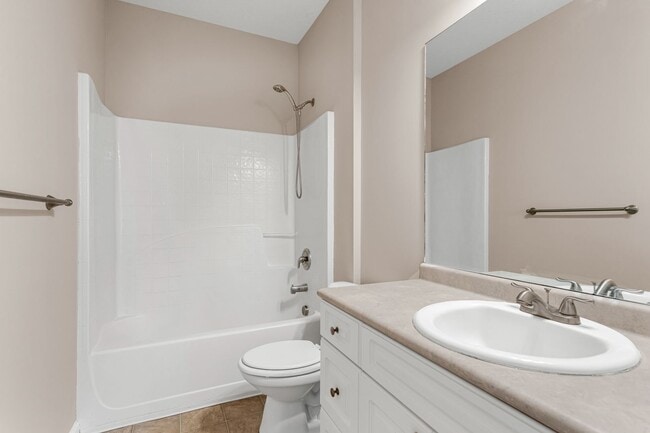 Building Photo - 13 Cypress Ln