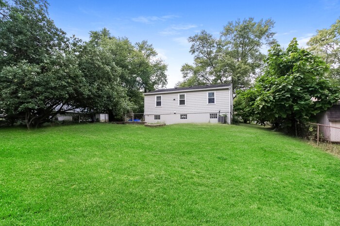 Building Photo - 2279 Miles Rd