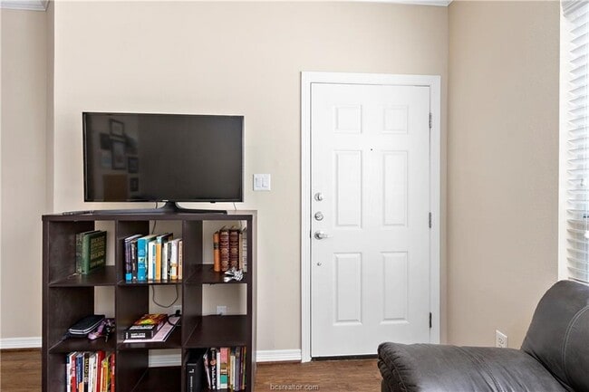 Building Photo - 1198 Jones-Butler Rd