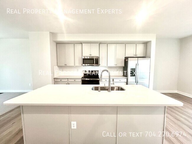 Building Photo - 1068 Bracken Hill Rd
