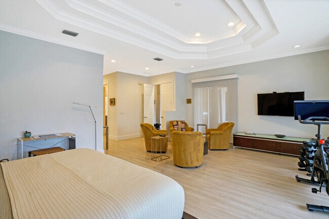 Building Photo - 14300 Calypso Ln