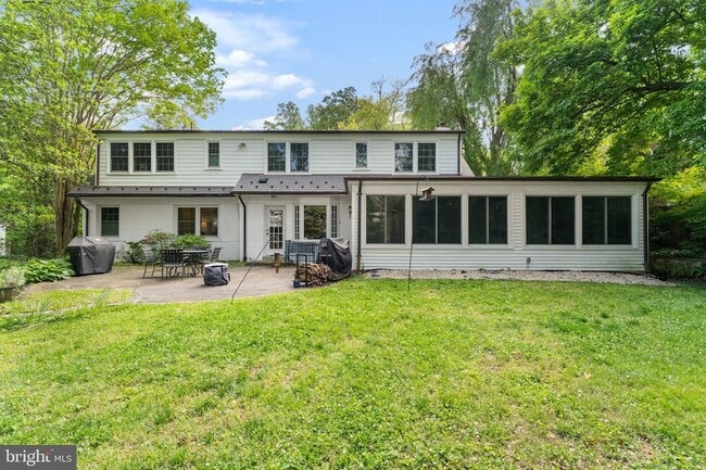 Building Photo - 5121 Baltan Rd