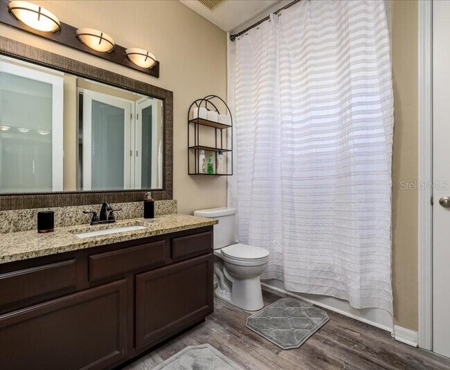 Building Photo - 10528 Bermuda Isle Dr