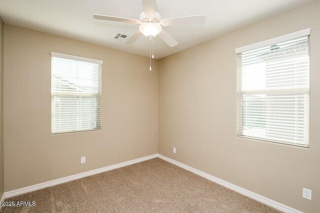 Building Photo - 888 S Annie Ln
