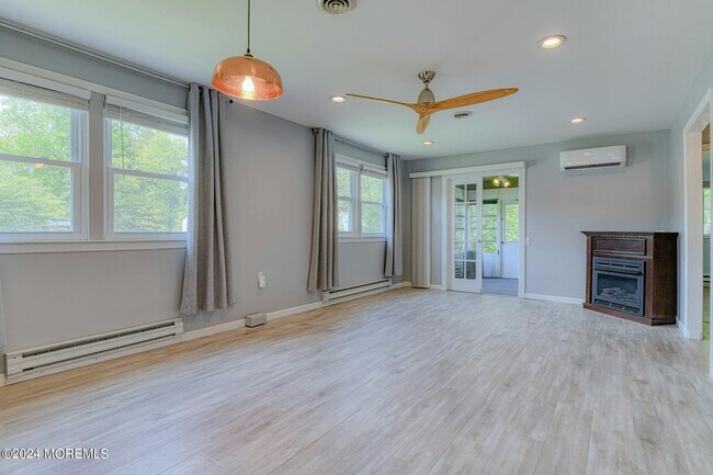 Building Photo - 35 Auburn St