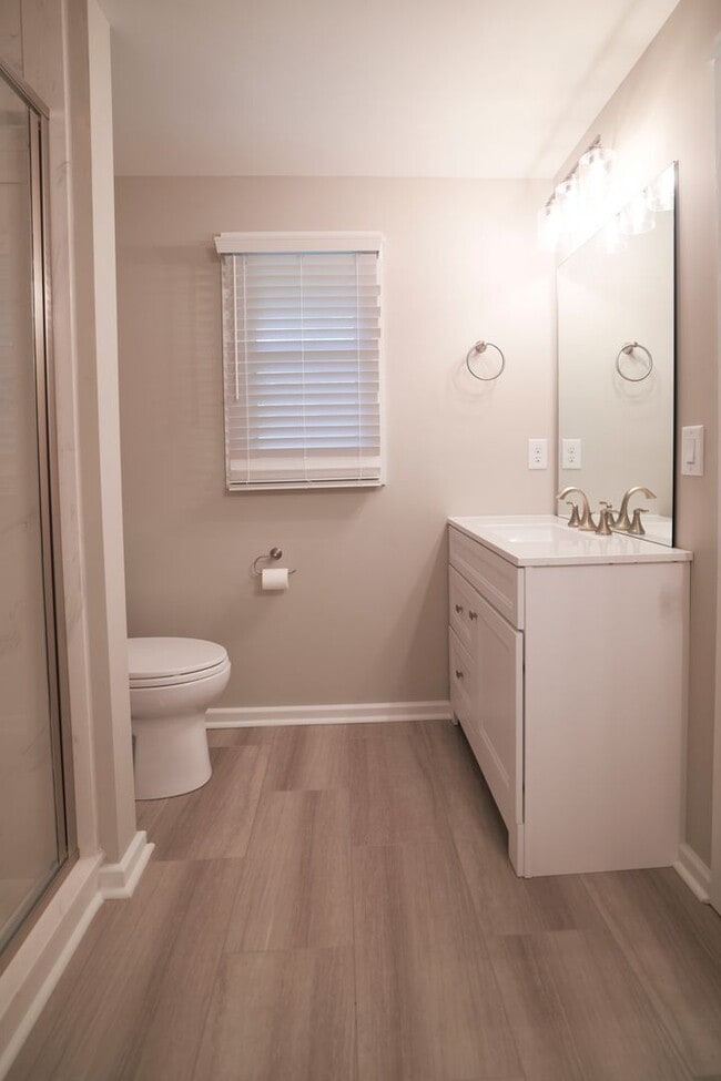 Building Photo - Charming 3 Bedroom with New Renovations in Clemson, SC!