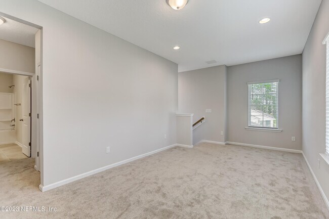 Building Photo - 278 Holly Forest Dr