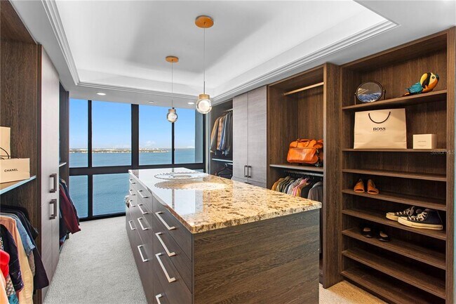 Building Photo - 3301 Bayshore Blvd