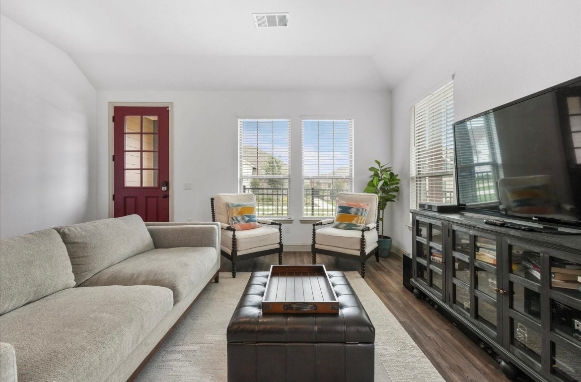 Living Room - 1049 4th St