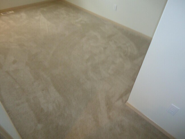 Building Photo - 211 Noble Way