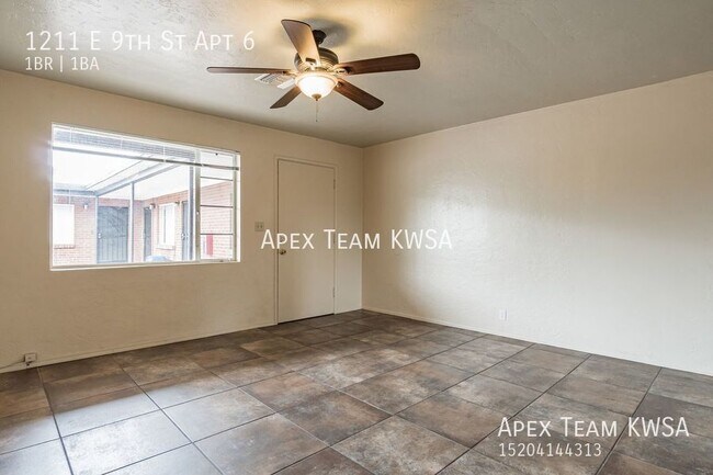 Building Photo - 1211 E 9th St