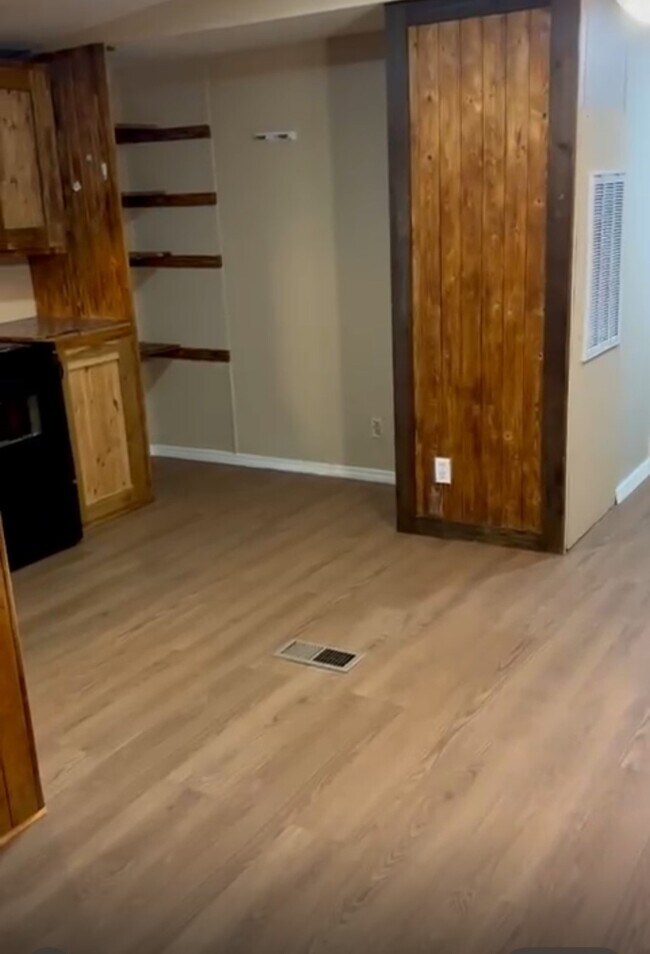 Building Photo - 76 County Rd 2292