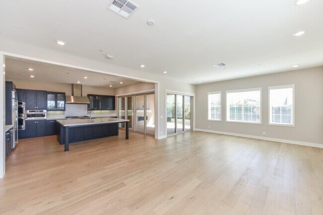 Building Photo - 4bd/4.5ba Single Family House w/ VIEW Gated Community Altair Irvine for rent