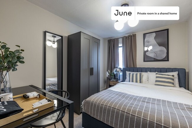 Building Photo - 286 Bowen St