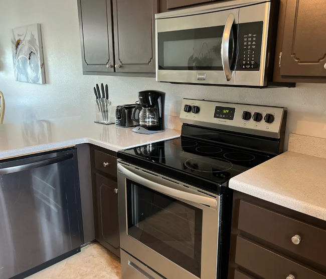 Building Photo - 354 Billfish Ave