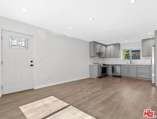 Building Photo - 1913 N Manning St