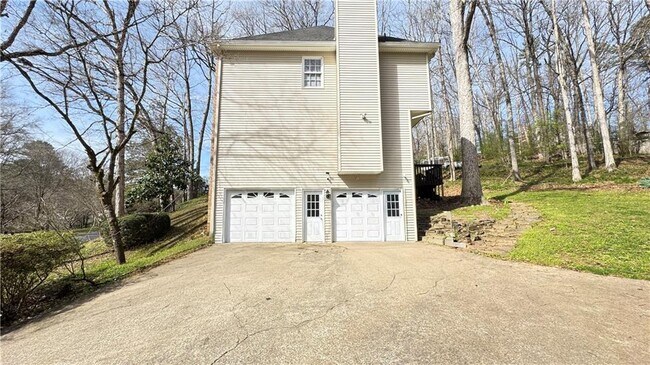 Building Photo - 177 Plantation Trce