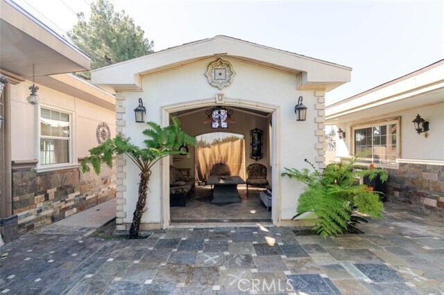 Building Photo - 2138 N Frederic St