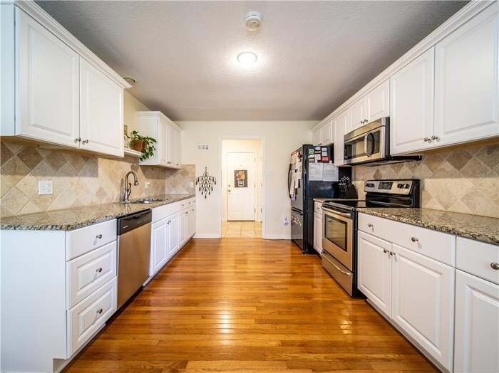 Building Photo - 10607 W 170th Terrace