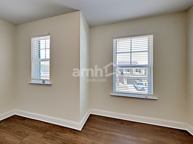 Building Photo - 601 Woodall Rd