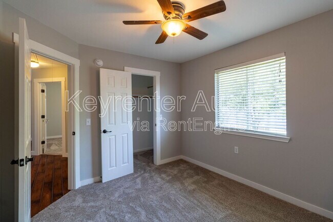 Building Photo - 1138 Emmitt Run