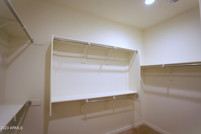 Building Photo - 5719 W Encinas Ln