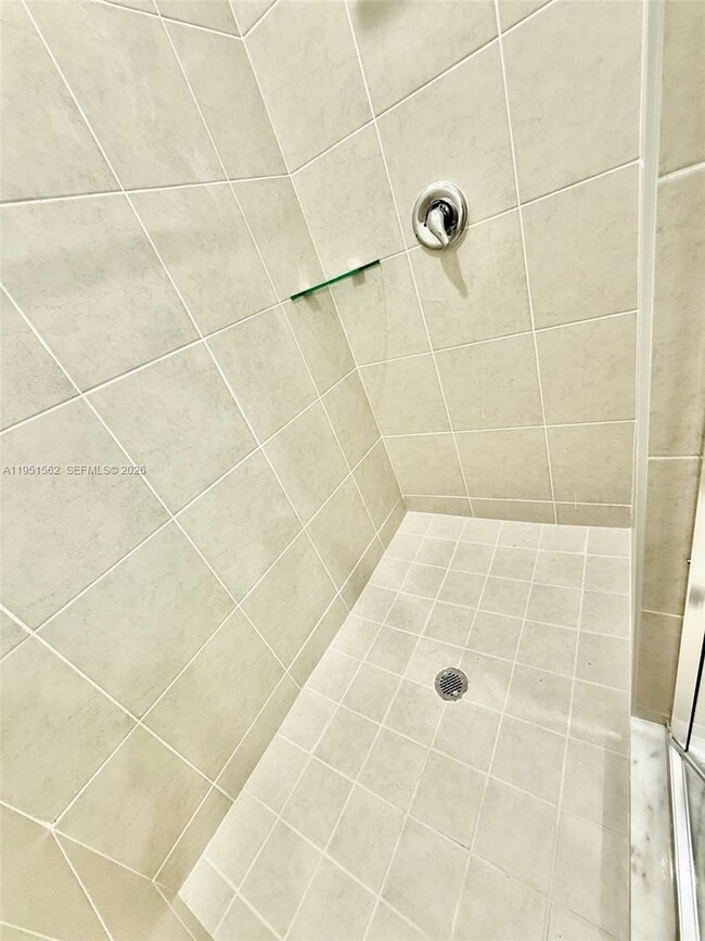 Building Photo - 2767 SE 25th Ave