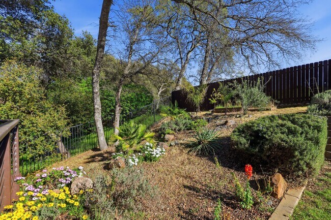 Building Photo - 3813 Calverhall Way