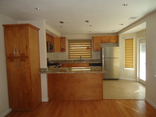 Building Photo - East Vallejo Beauty Available 6/7/26