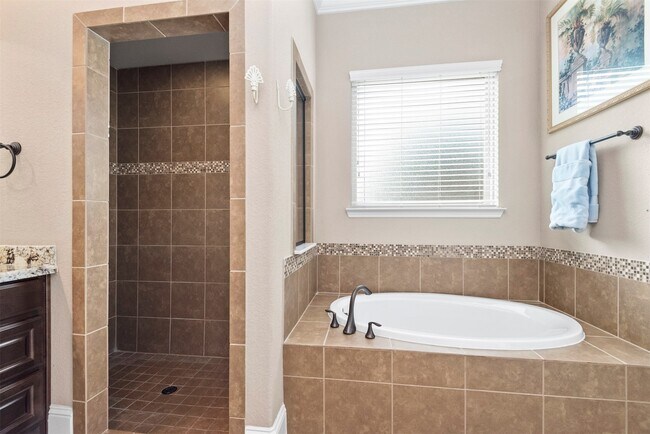 Building Photo - 3502 Gambel Dr