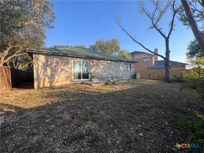 Building Photo - 13907 Quarles St