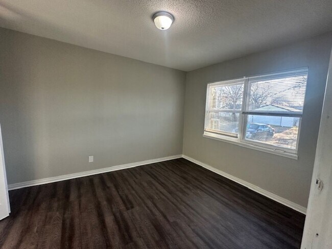 Building Photo - 614-620 S Hunter St