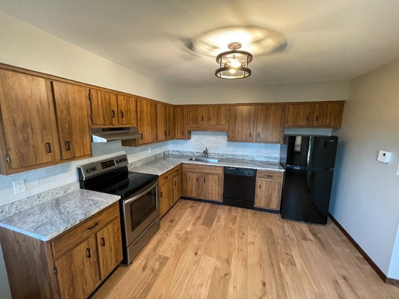 Building Photo - 10 Edgewood Terrace