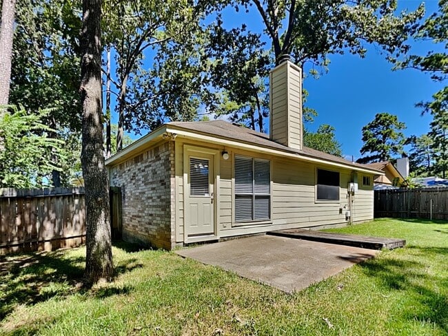 Building Photo - 10467 Twin Circles Dr