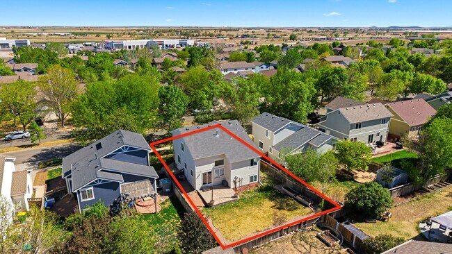 Building Photo - 3-bed + office, 2-bath home, minutes to Denver and close to outdoor recreation areas