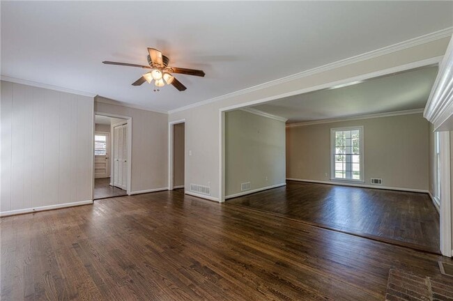 Building Photo - 385 Stonebridge Trail