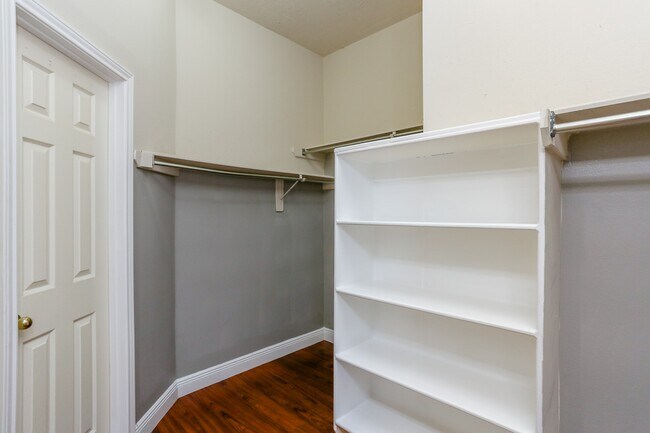 Building Photo - 1110 Cambrian Park Ct