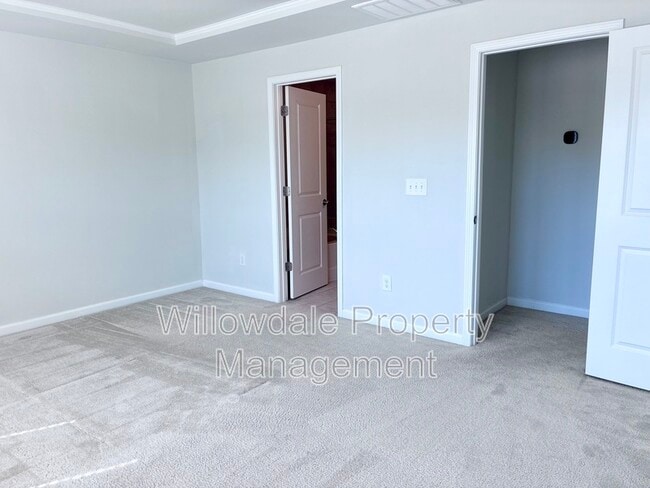 Building Photo - 1112 Lakebrink Dr