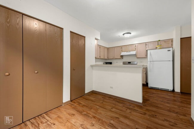 Building Photo - 1429 Orleans Dr