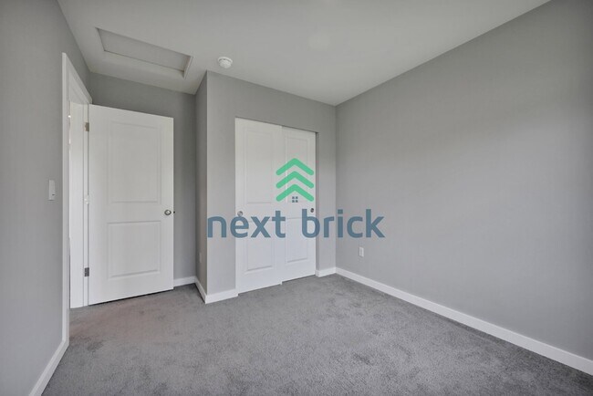 Building Photo - Spacious 4-Bedroom Retreat with 3.5 Baths in Beautiful Bothell – Your Ideal Home Awaits!