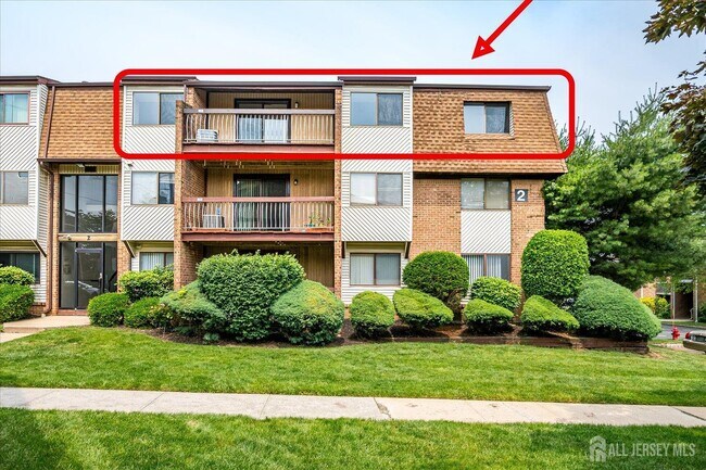 Building Photo - 223 Edison Glen Terrace
