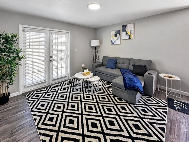 Building Photo - 16951 Addison Rd