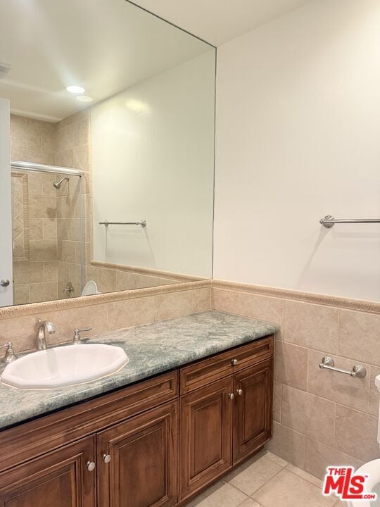 Building Photo - 345 S Reeves Dr