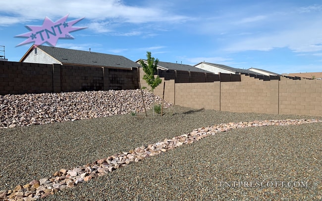 Building Photo - Home in Granville HOA